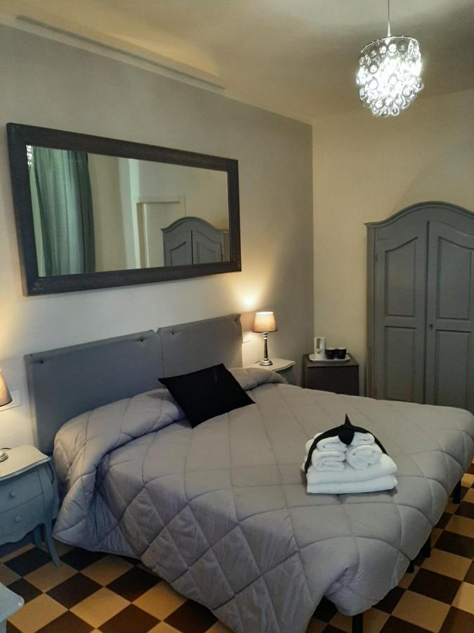B&B Principe Calaf 3 루카 외부 사진