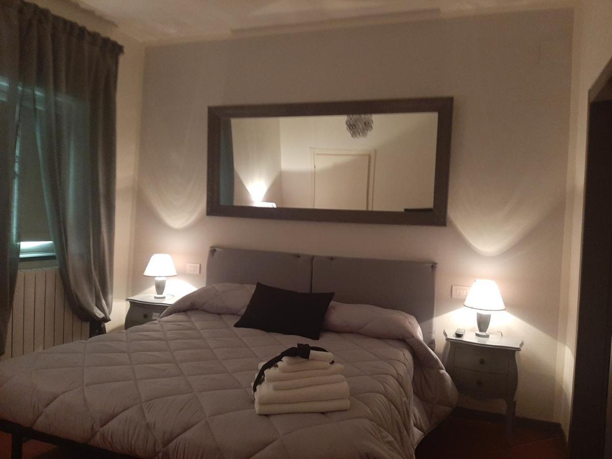 B&B Principe Calaf 3 루카 외부 사진