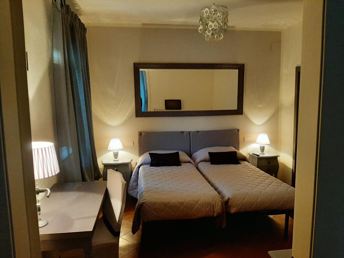 B&B Principe Calaf 3 루카 외부 사진