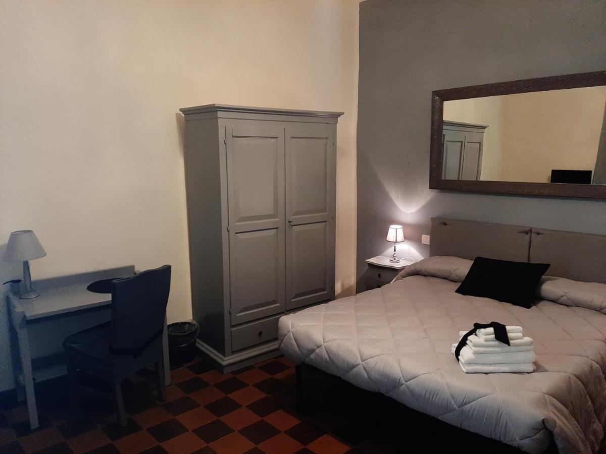 B&B Principe Calaf 3 루카 외부 사진